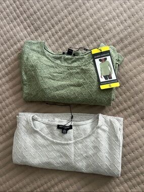 Mario Serrani Crewneck Sweater Set - Sage Green & Cream